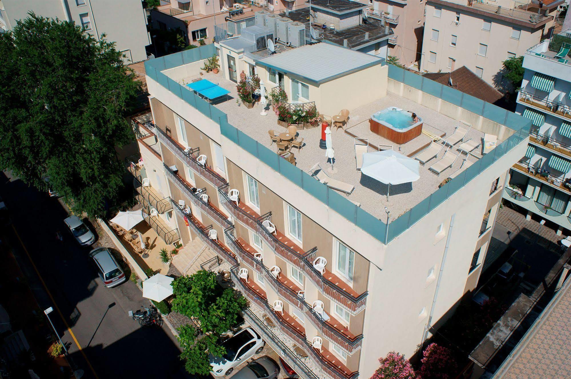 Hotel Esperia Cattolica Buitenkant foto